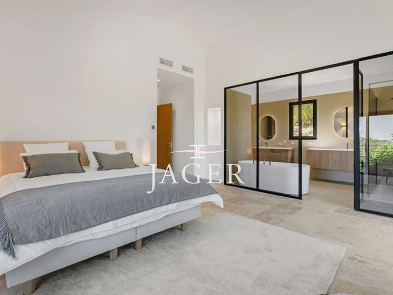 Villa Grimaud - 5 bedrooms - 330m²