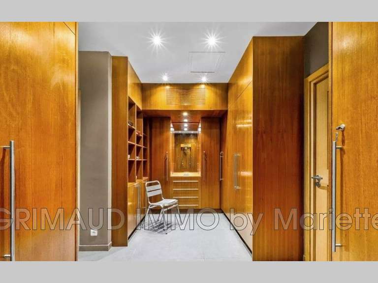Villa Grimaud - 5 chambres - 314m²