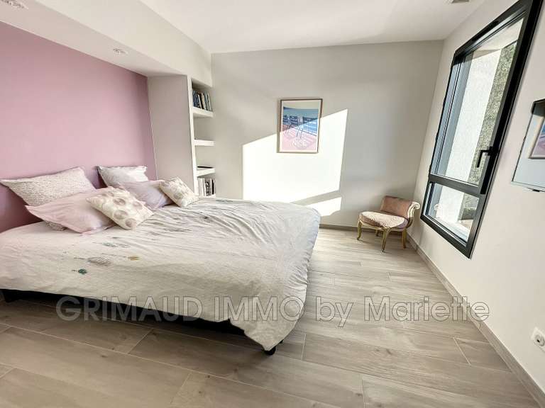 Villa Grimaud - 5 chambres - 198m²