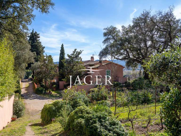 Villa Grimaud - 7 chambres - 350m²