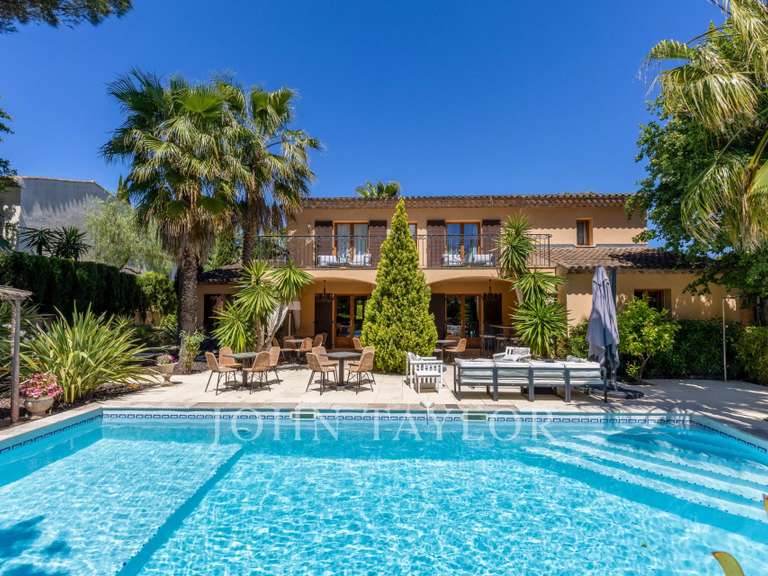Villa Grimaud - 16 chambres - 840m²