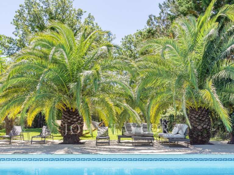 Villa Grimaud - 16 chambres - 840m²