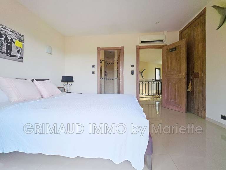 Villa Grimaud - 4 chambres - 275m²
