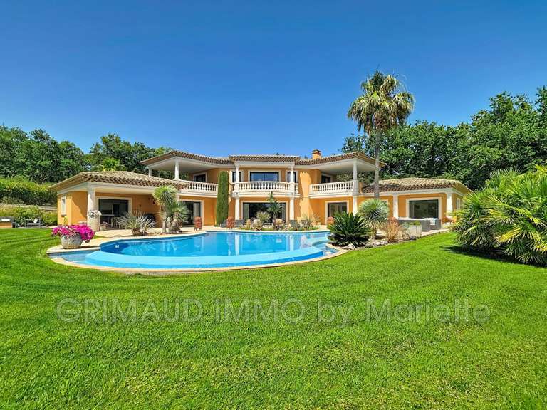 Villa Grimaud - 4 bedrooms - 275m²