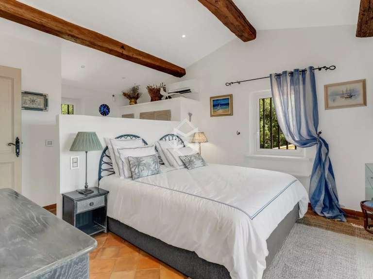 Villa Grimaud - 8 bedrooms - 300m²