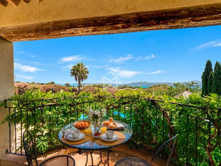 Villa Grimaud - 8 bedrooms - 300m²
