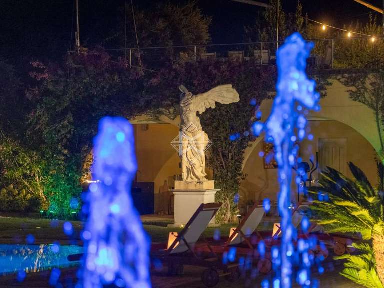 Villa Grimaud - 8 chambres - 300m²