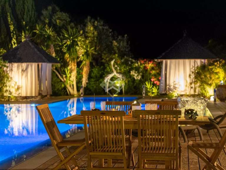 Villa Grimaud - 8 chambres - 300m²