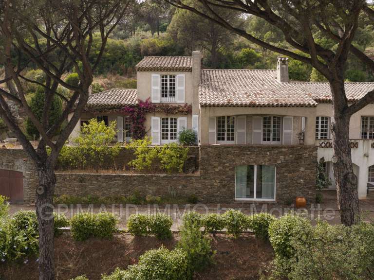 Villa Grimaud - 6 chambres - 312m²