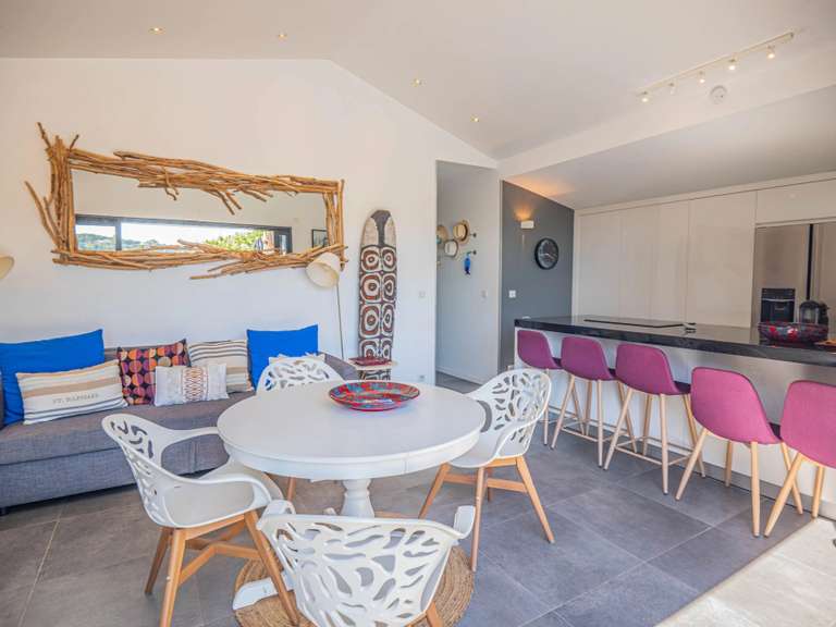 Villa with Sea view Grimaud - 3 bedrooms - 80m²