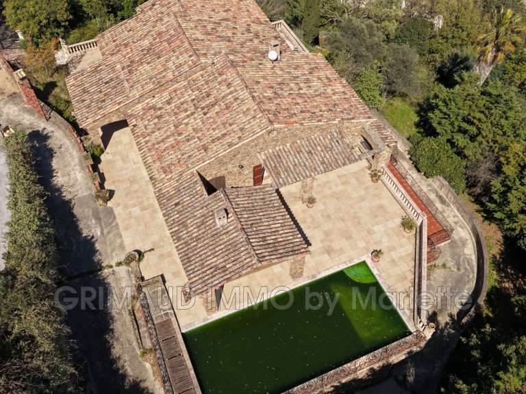 Villa Grimaud - 9 chambres - 498m²