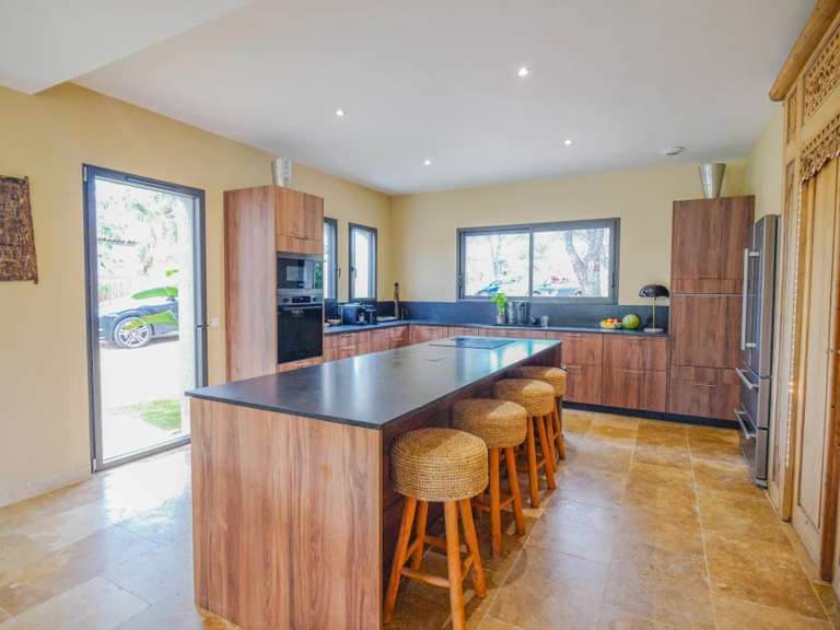 Villa Grimaud - 5 chambres - 300m²