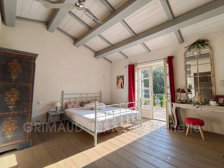 Villa Grimaud - 5 chambres - 234m²