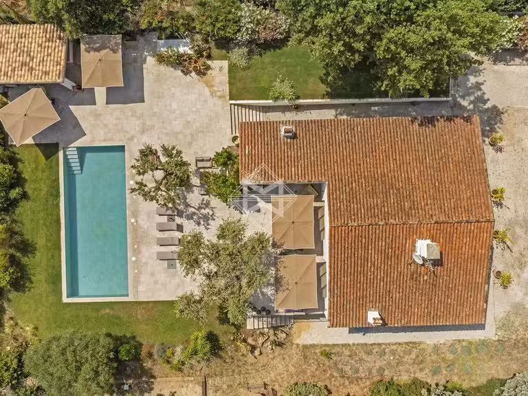 Villa Grimaud - 6 chambres - 300m²