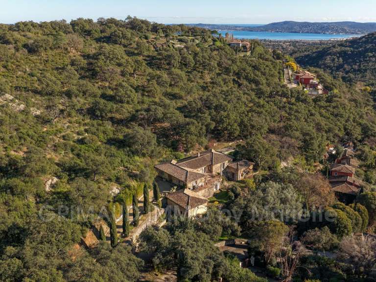 Villa Grimaud - 6 chambres - 250m²