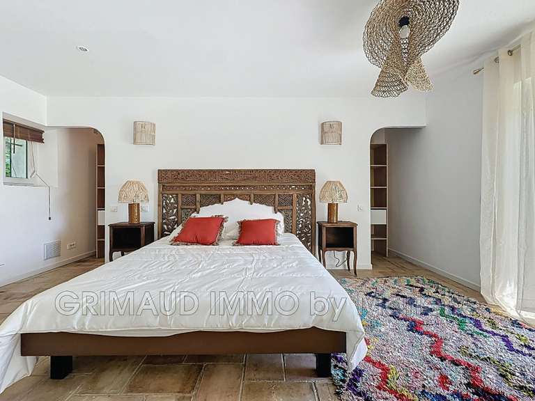 Villa Grimaud - 4 bedrooms - 300m²