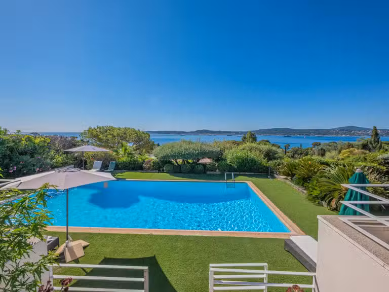 Villa with Sea view Grimaud - 6 bedrooms - 280m²