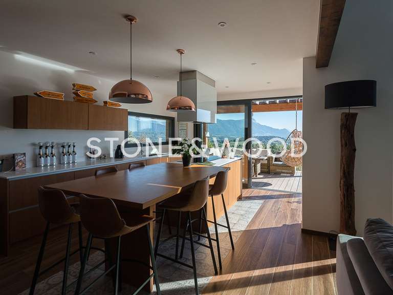 Maison Groisy - 5 chambres - 280m²