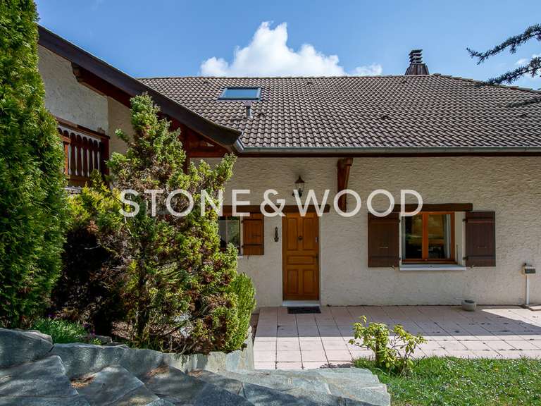 Maison Groisy - 4 chambres - 186m²