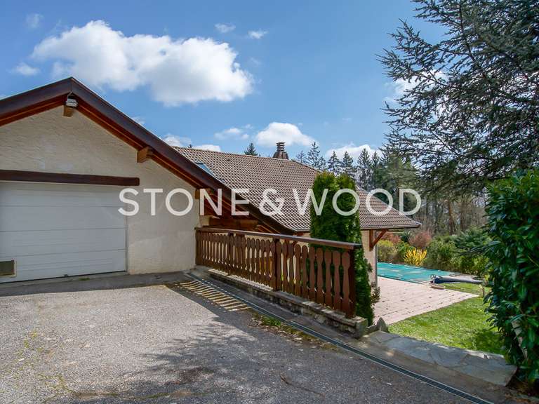 Maison Groisy - 4 chambres - 186m²