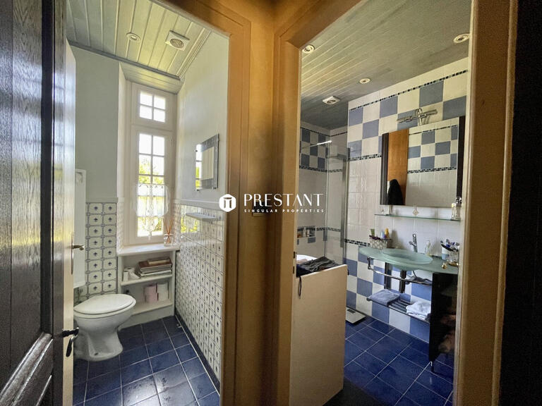 Propriété Groléjac - 14 chambres - 570m²
