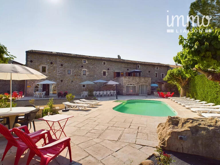 Vente Maison Grospierres - 17 chambres