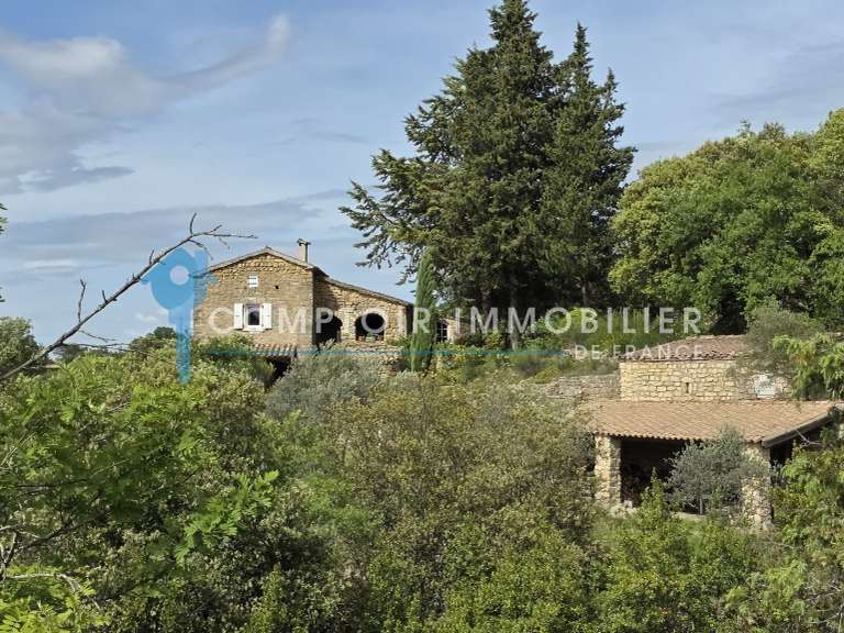 Maison Grospierres - 4 chambres - 161m²