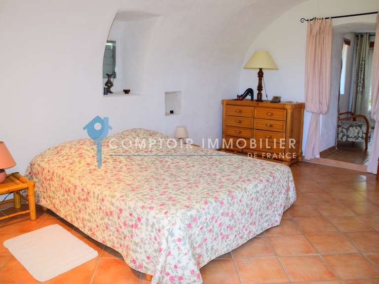 Maison Grospierres - 4 chambres - 161m²