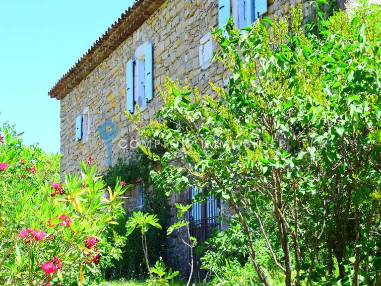 Maison Grospierres - 4 chambres - 161m²
