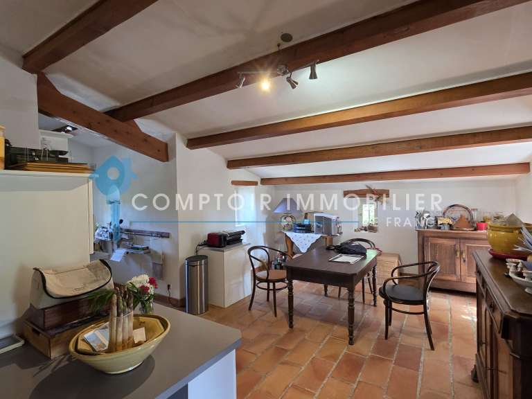 Maison Grospierres - 4 chambres - 161m²