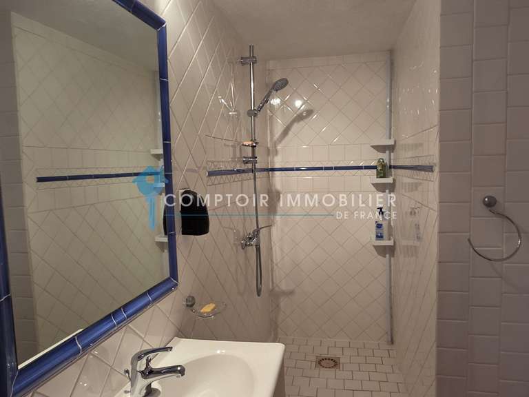 Maison Grospierres - 4 chambres - 161m²
