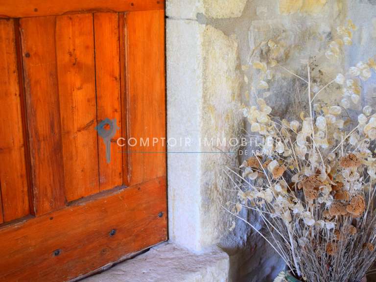 Maison Grospierres - 4 chambres - 161m²