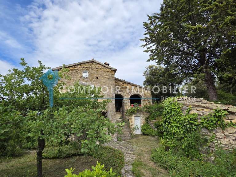 Maison Grospierres - 4 chambres - 161m²