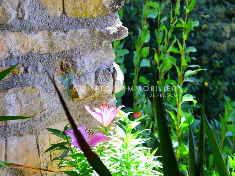 Maison Grospierres - 4 chambres - 161m²