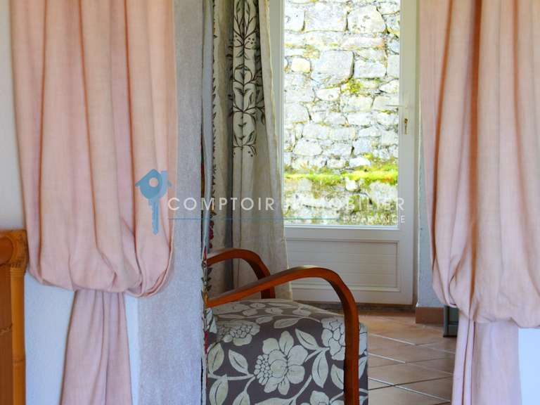 Maison Grospierres - 4 chambres - 161m²