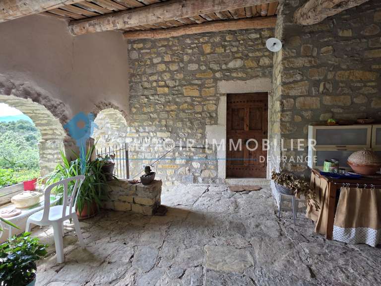 Maison Grospierres - 4 chambres - 161m²