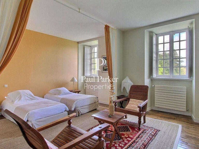 Castle Guémené-sur-Scorff - 11 bedrooms