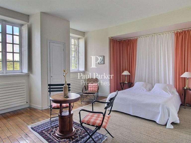 Castle Guémené-sur-Scorff - 11 bedrooms