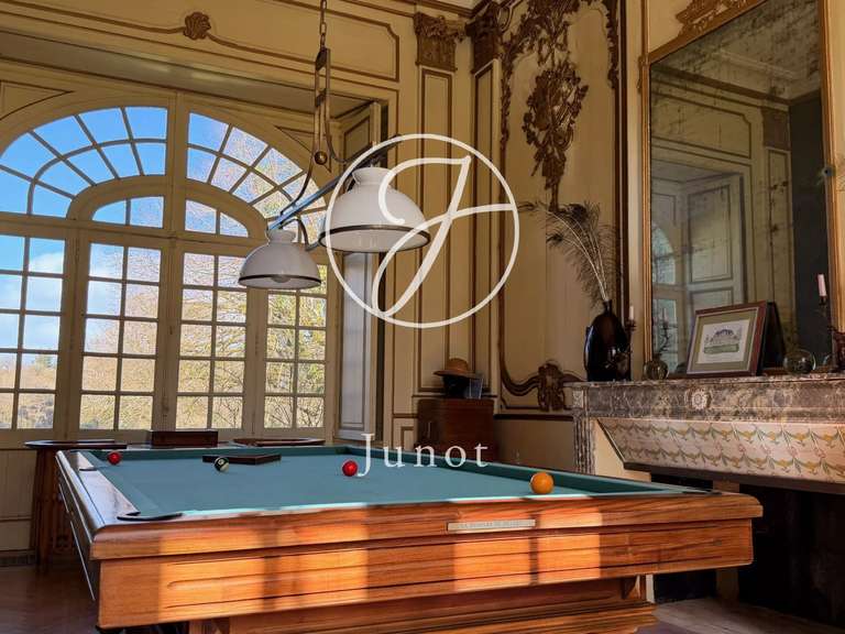 Château Guémené-sur-Scorff - 11 chambres - 1201m²