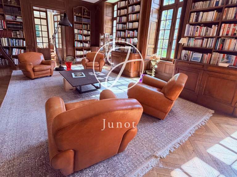 Château Guémené-sur-Scorff - 11 chambres - 1201m²