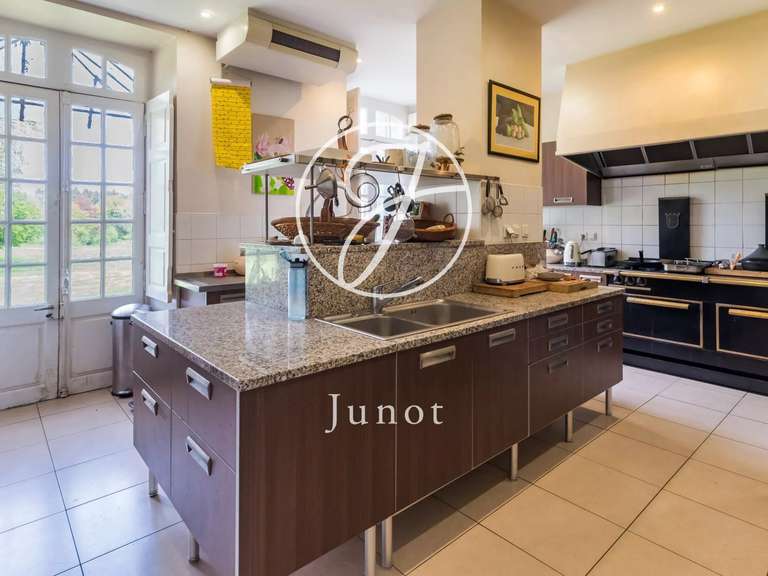 Château Guémené-sur-Scorff - 11 chambres - 1201m²