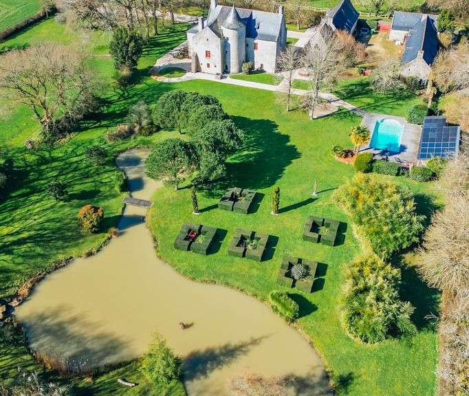 Maison Guérande - 10 chambres - 715m²