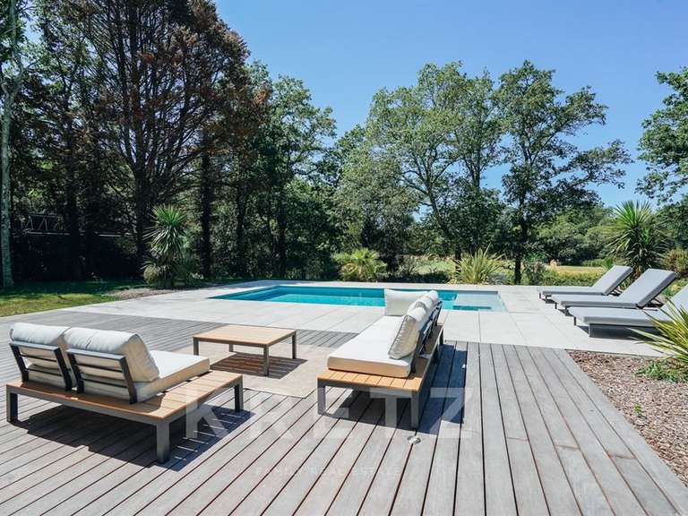 Maison Guérande - 4 chambres - 285m²