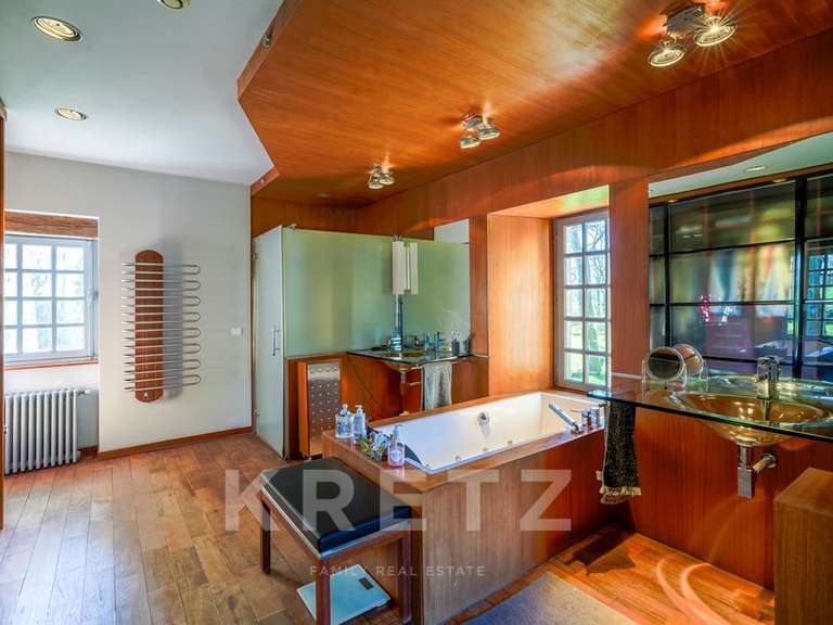 Maison Guérande - 10 chambres - 715m²