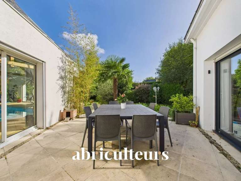 Maison Guérande - 4 chambres - 258m²