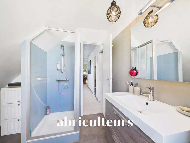 Maison Guérande - 4 chambres - 258m²