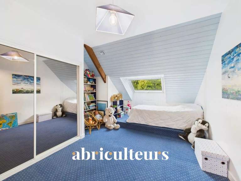 Maison Guérande - 4 chambres - 258m²