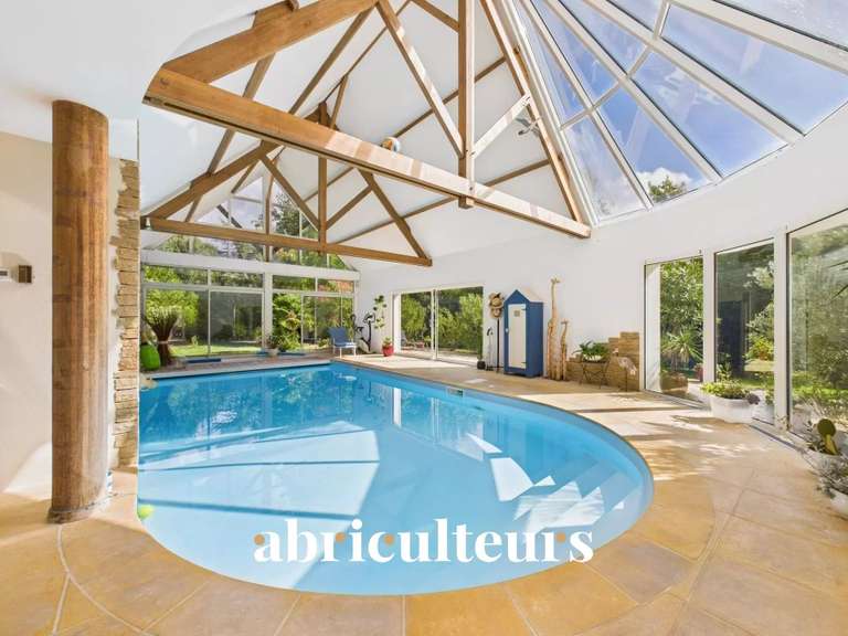 Maison Guérande - 4 chambres - 258m²