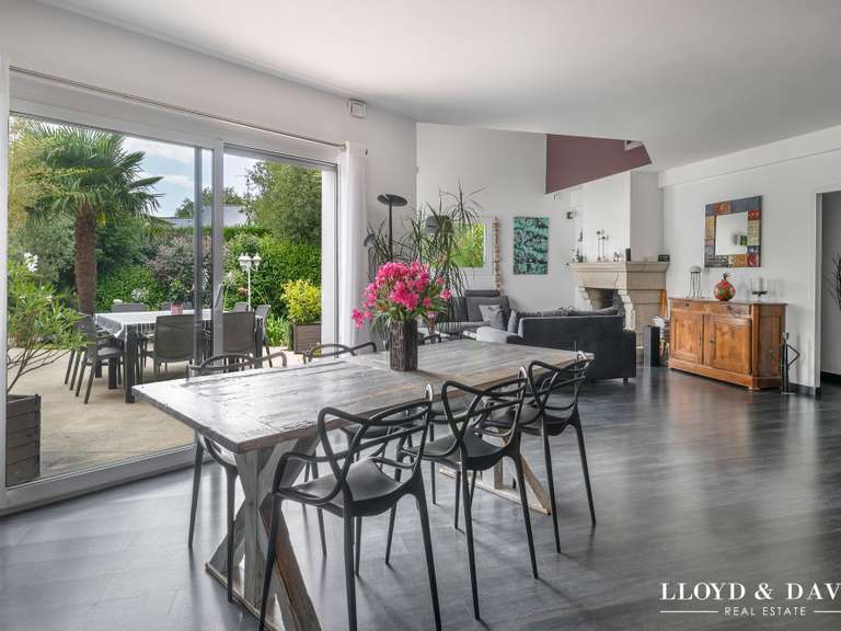 Maison Guérande - 4 chambres - 258m²