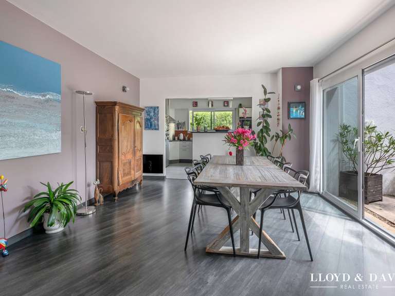 Maison Guérande - 4 chambres - 258m²